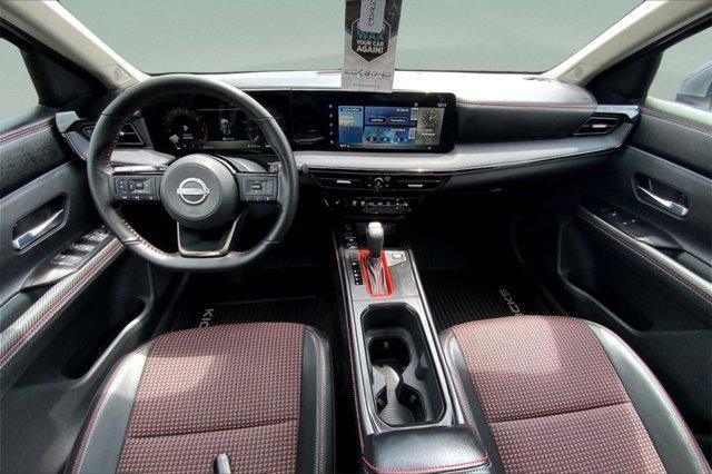 new 2025 Nissan Kicks car, priced at $28,988