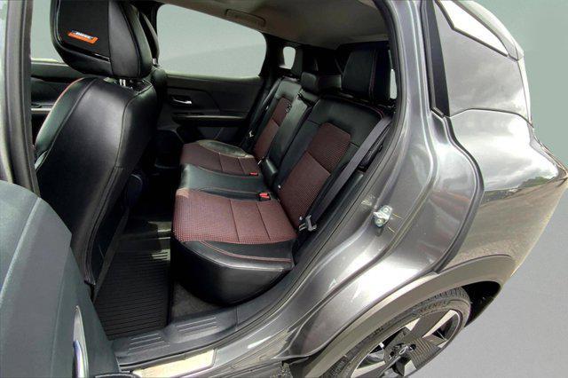 new 2025 Nissan Kicks car, priced at $28,988
