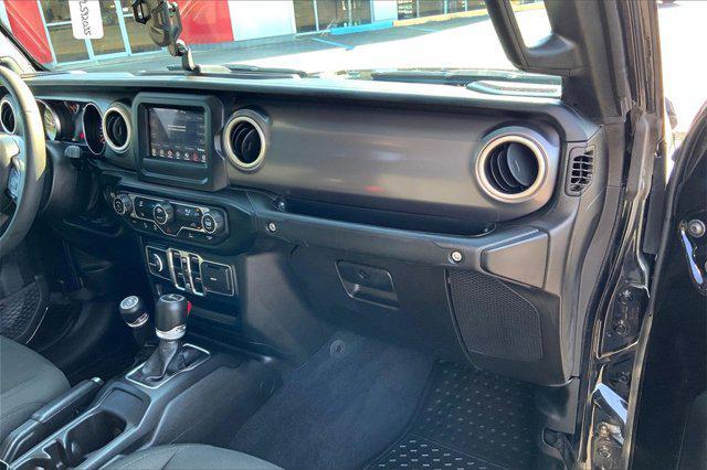 used 2023 Jeep Gladiator car, priced at $34,894