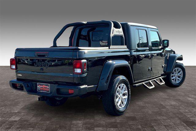 used 2023 Jeep Gladiator car, priced at $34,894