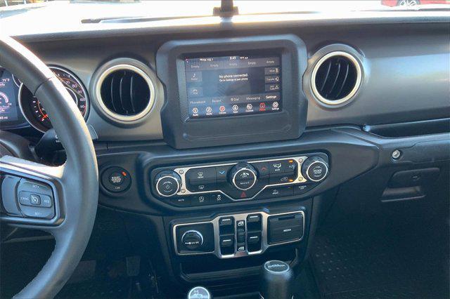 used 2023 Jeep Gladiator car, priced at $34,894