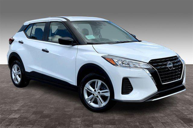 new 2025 Nissan Kicks car, priced at $22,702