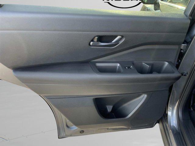 new 2025 Nissan Pathfinder car, priced at $36,257