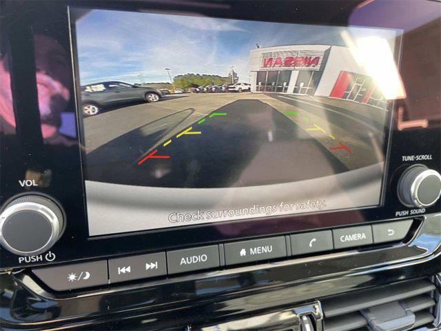 new 2025 Nissan Pathfinder car, priced at $36,257