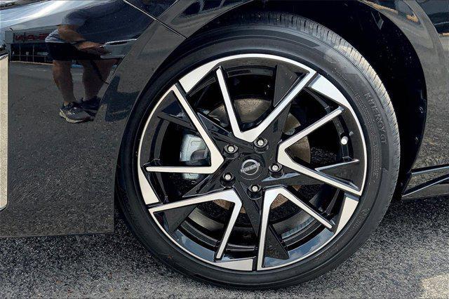 new 2025 Nissan Sentra car, priced at $27,706