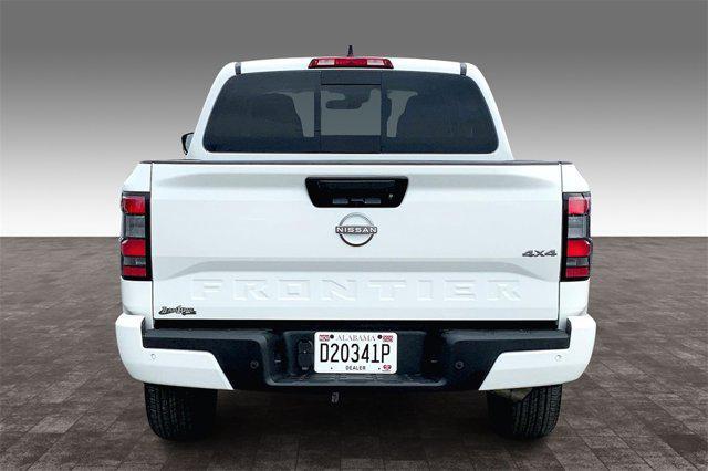 new 2025 Nissan Frontier car