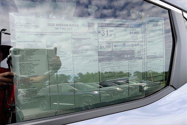 new 2025 Nissan Kicks car, priced at $27,440