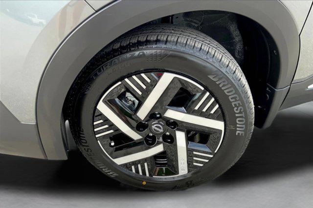 new 2025 Nissan Kicks car, priced at $25,978