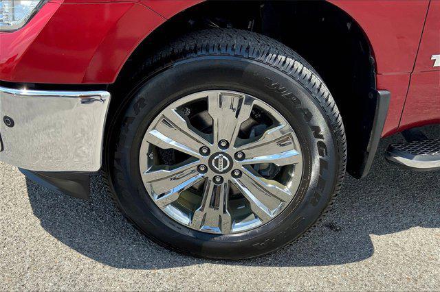 used 2019 Nissan Titan car, priced at $33,356