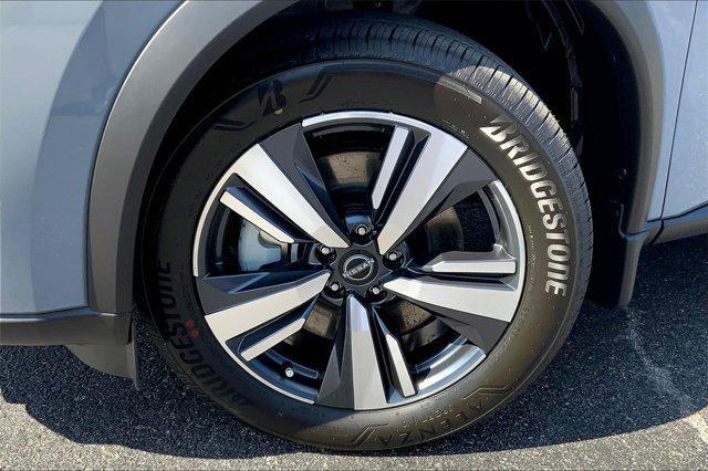 new 2025 Nissan Rogue car, priced at $42,018