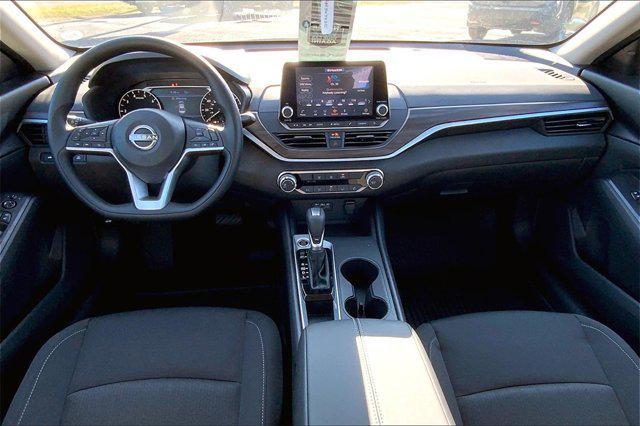 new 2025 Nissan Altima car, priced at $29,375