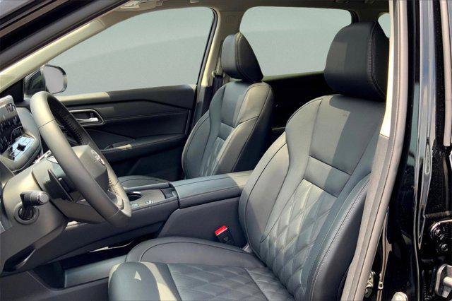 new 2025 Nissan Rogue car, priced at $39,567