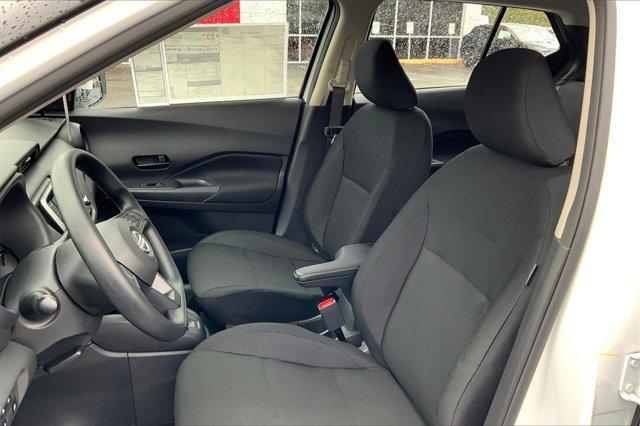 new 2025 Nissan Kicks car, priced at $23,760