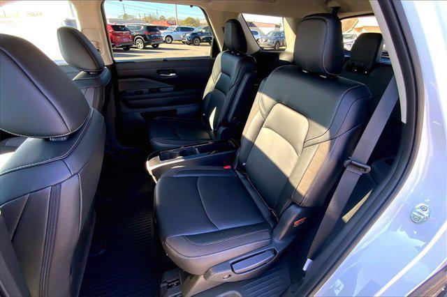 new 2024 Nissan Pathfinder car, priced at $44,600