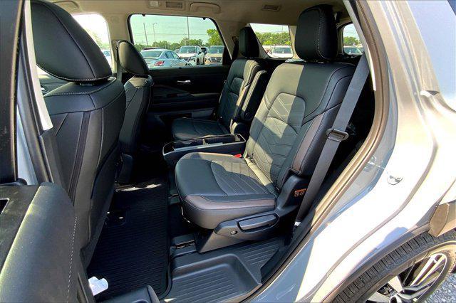 new 2025 Nissan Pathfinder car, priced at $51,444