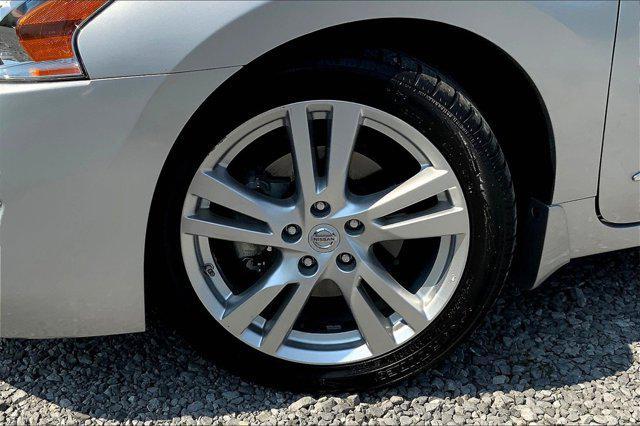 used 2015 Nissan Altima car, priced at $13,810
