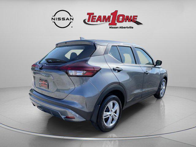 new 2025 Nissan Kicks car, priced at $22,888