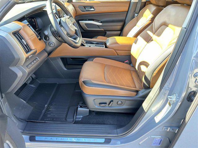 new 2025 Nissan Pathfinder car, priced at $43,857