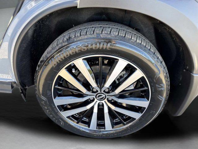 new 2025 Nissan Pathfinder car, priced at $43,857