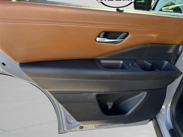 new 2025 Nissan Pathfinder car, priced at $43,857