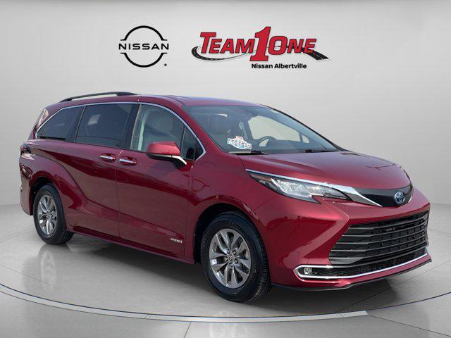 used 2021 Toyota Sienna car, priced at $31,749