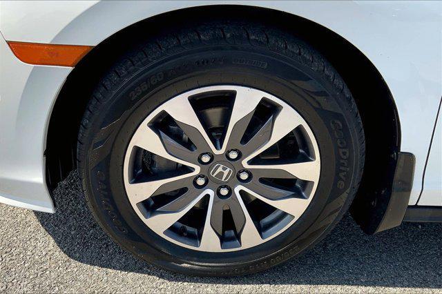 used 2022 Honda Odyssey car, priced at $31,426