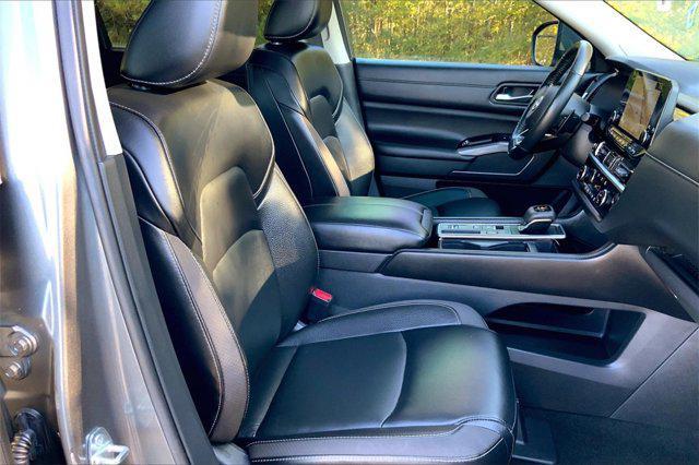 used 2023 Nissan Pathfinder car, priced at $34,576