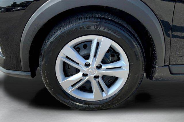new 2025 Nissan Kicks car, priced at $22,888