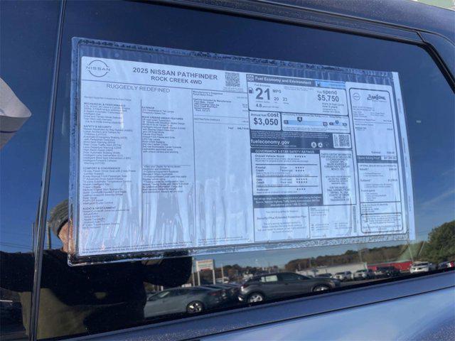 new 2025 Nissan Pathfinder car, priced at $39,507