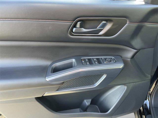 new 2025 Nissan Pathfinder car, priced at $39,507