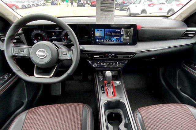 new 2025 Nissan Kicks car, priced at $31,762