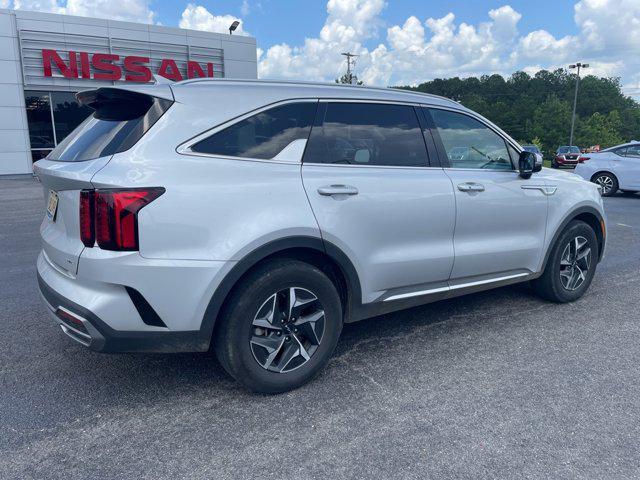 used 2023 Kia Sorento Hybrid car, priced at $26,884