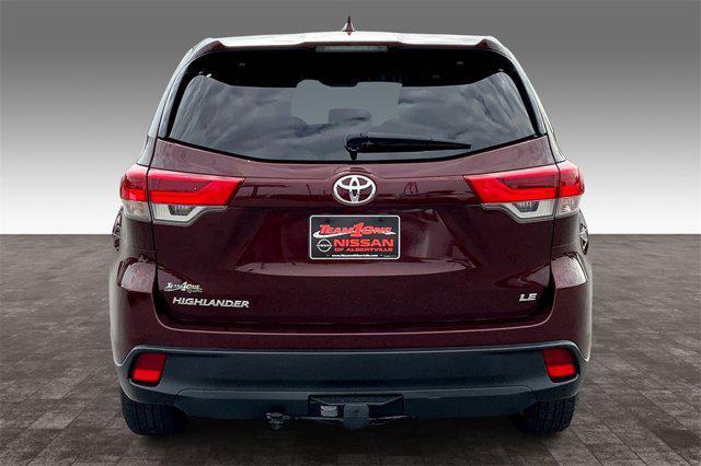 used 2019 Toyota Highlander car, priced at $25,676