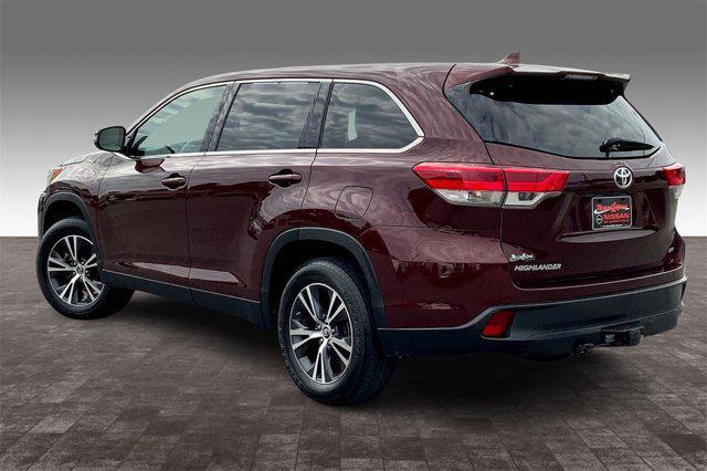 used 2019 Toyota Highlander car, priced at $25,676