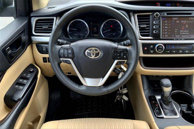 used 2019 Toyota Highlander car, priced at $25,676