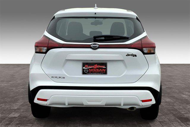 new 2025 Nissan Kicks car, priced at $22,810