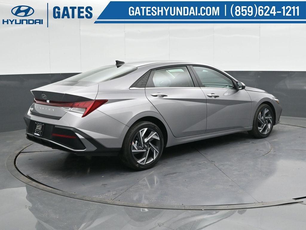 new 2025 Hyundai Elantra car, priced at $25,287