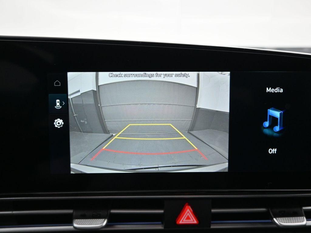 new 2025 Hyundai Elantra car, priced at $25,287