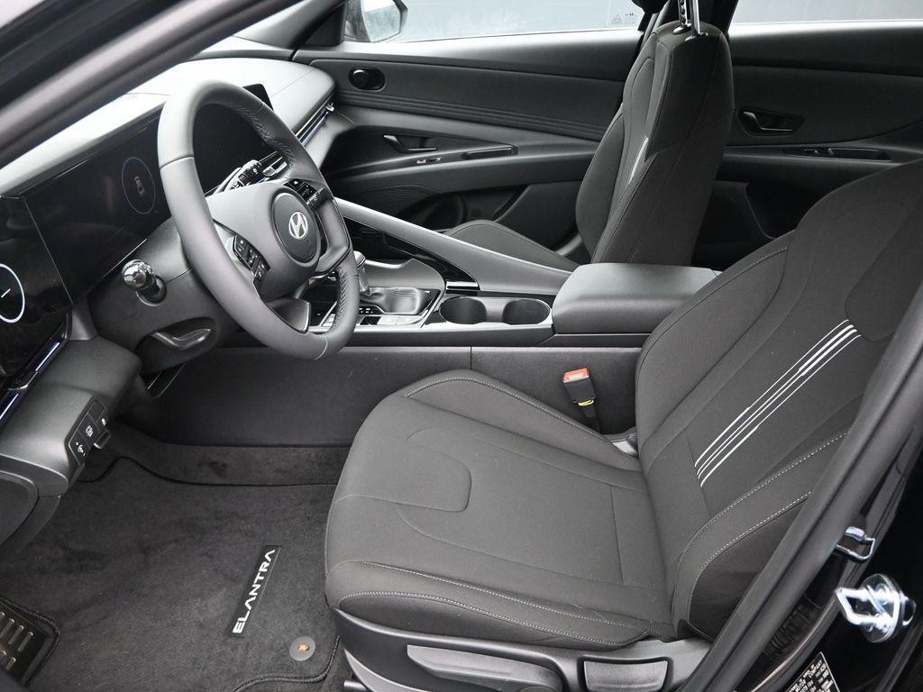 new 2025 Hyundai ELANTRA HEV car, priced at $27,438