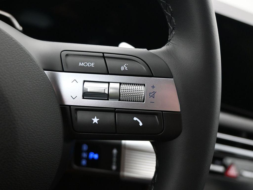 new 2025 Hyundai TUCSON Hybrid car, priced at $36,215