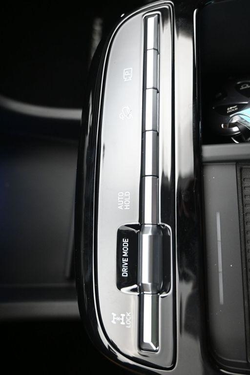 new 2025 Hyundai TUCSON Hybrid car, priced at $36,215