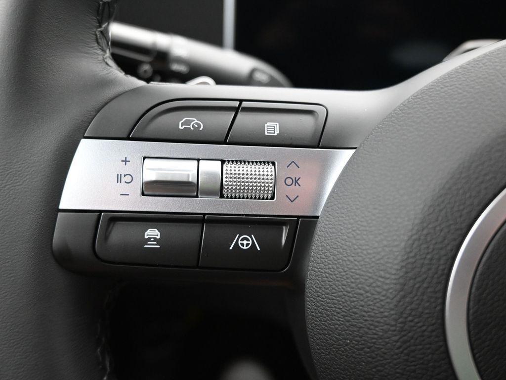 new 2025 Hyundai TUCSON Hybrid car, priced at $36,215