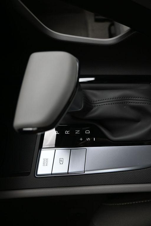 new 2025 Hyundai Elantra car, priced at $22,893