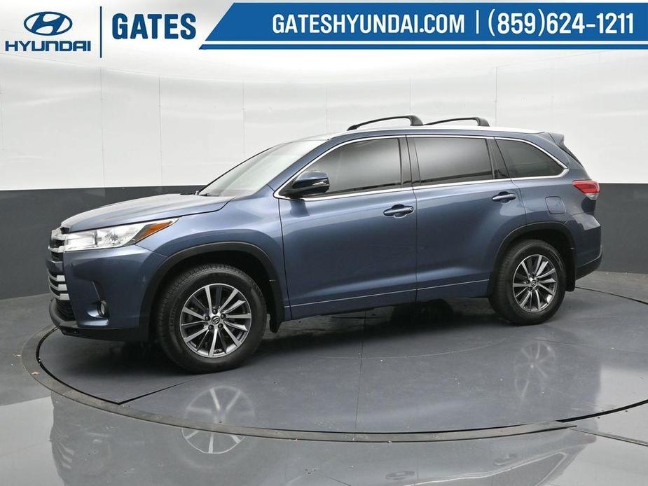 used 2018 Toyota Highlander car, priced at $26,950