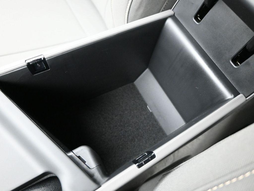 new 2025 Hyundai Elantra car, priced at $23,438