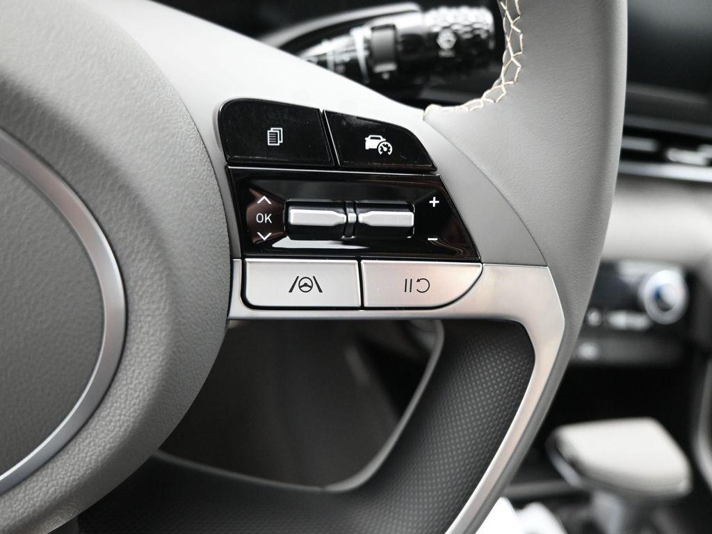 new 2025 Hyundai Elantra car, priced at $23,386