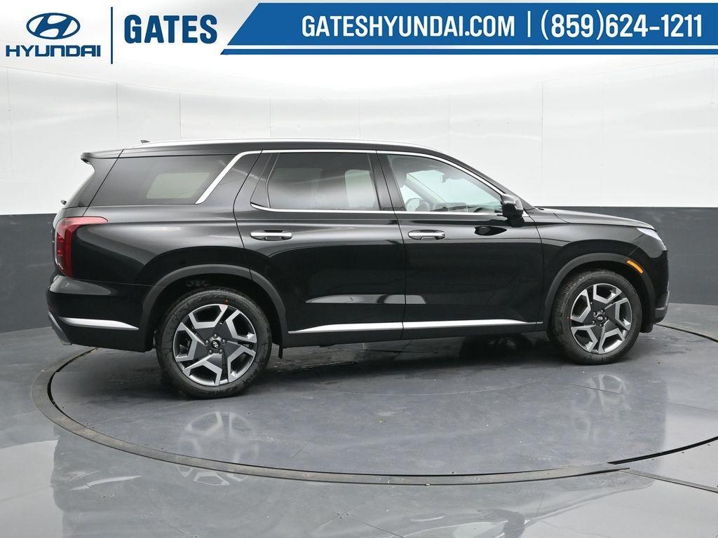 new 2025 Hyundai Palisade car, priced at $47,028