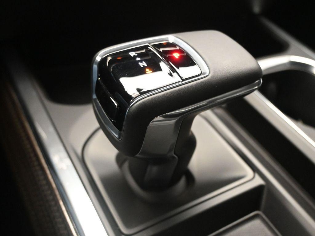 used 2024 Chevrolet Silverado 1500 car, priced at $52,988