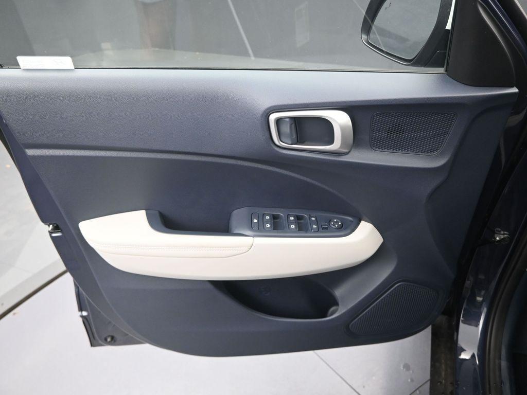 new 2025 Hyundai Venue car, priced at $24,031