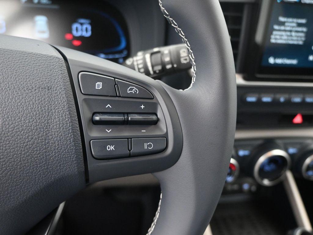 new 2025 Hyundai Venue car, priced at $24,031